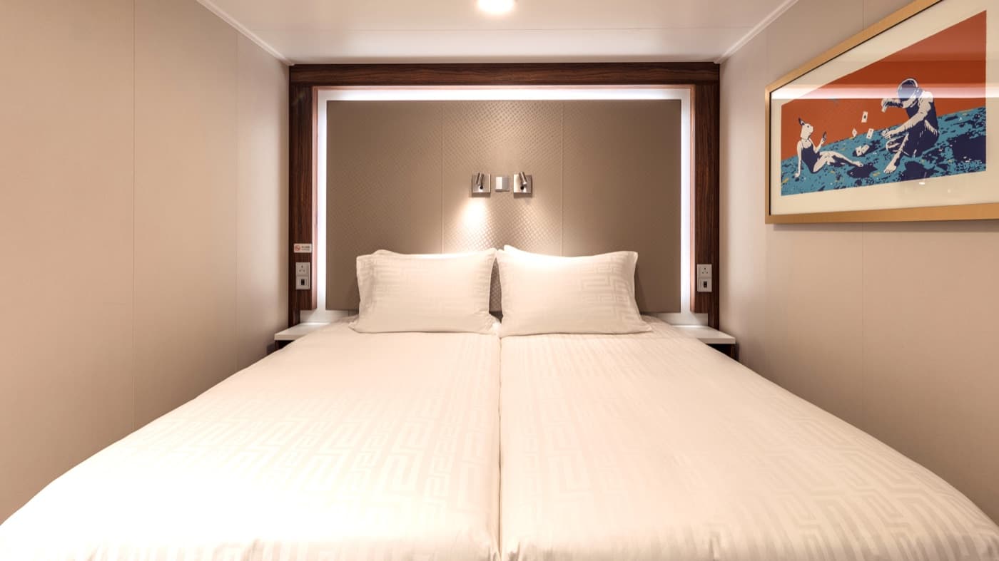 Kabin Interior Genting Dream 1
