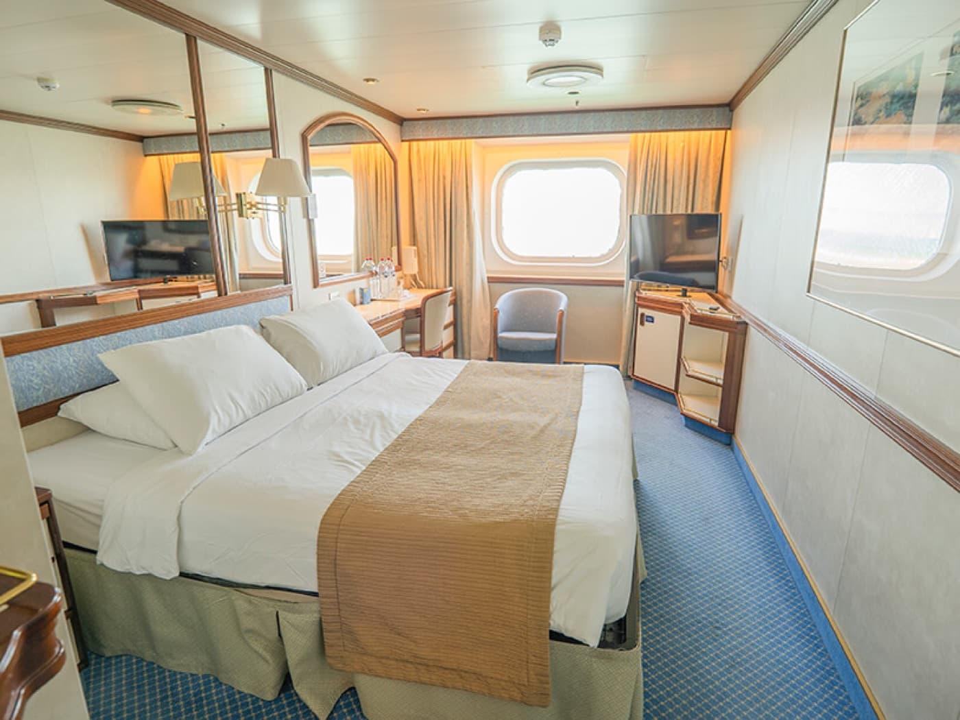 Kabin Oceanview Star Voyager 1