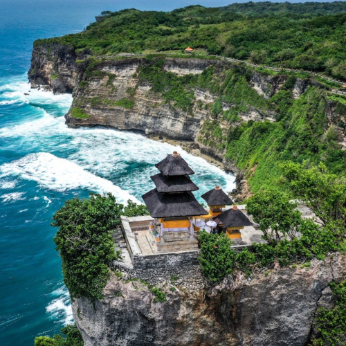 uluwatu temple