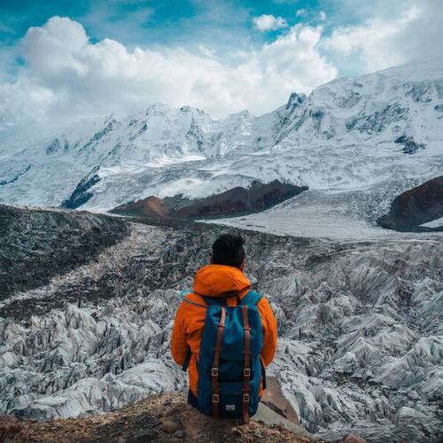 glacier hiking di hunza valley, pakistan